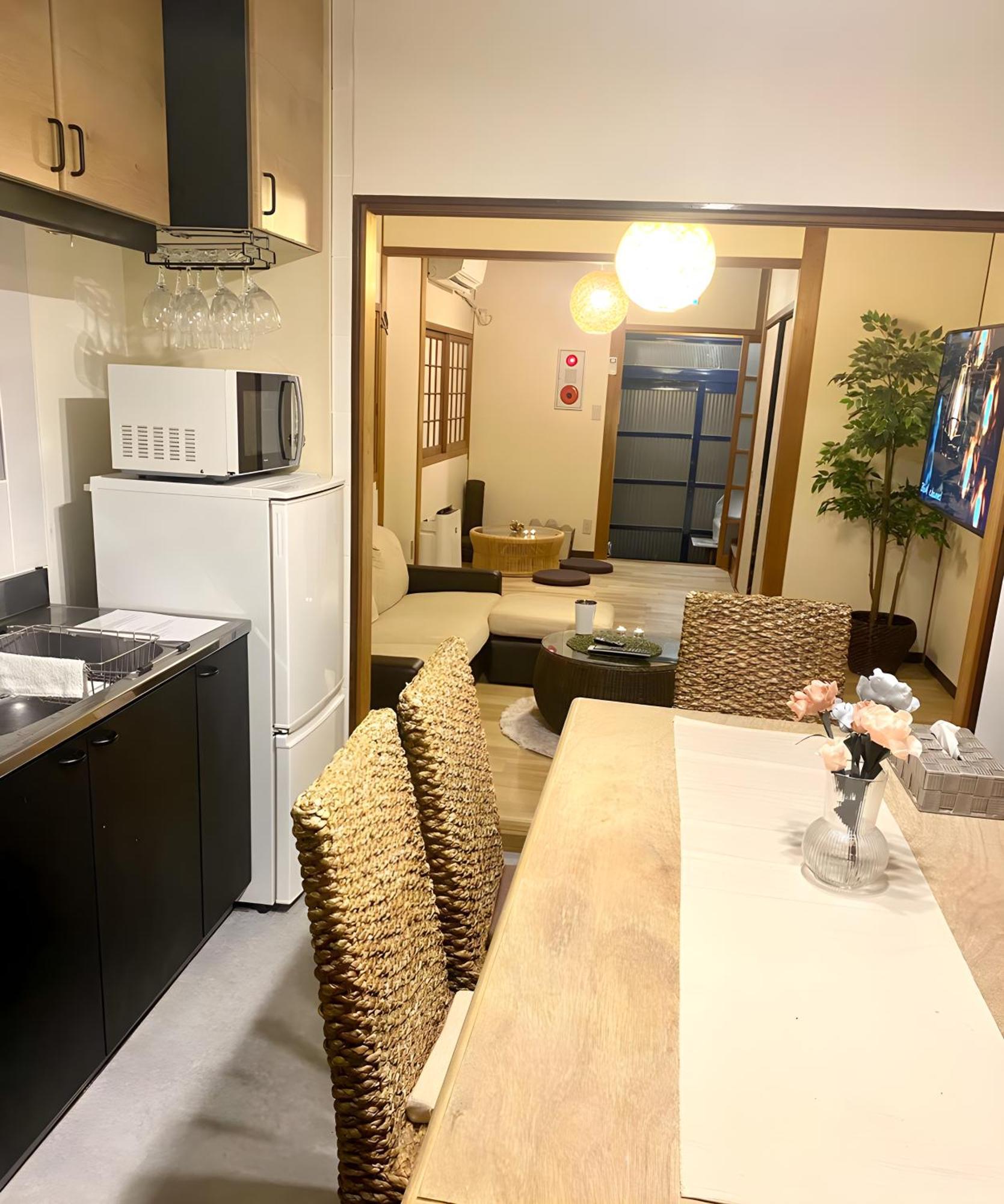 Villa Renewal 天神橋筋六丁目駅徒歩2分 屋上テラス付き一軒家 天満居酒屋街2分 梅田10分 難波15分 Osaka Exterior foto